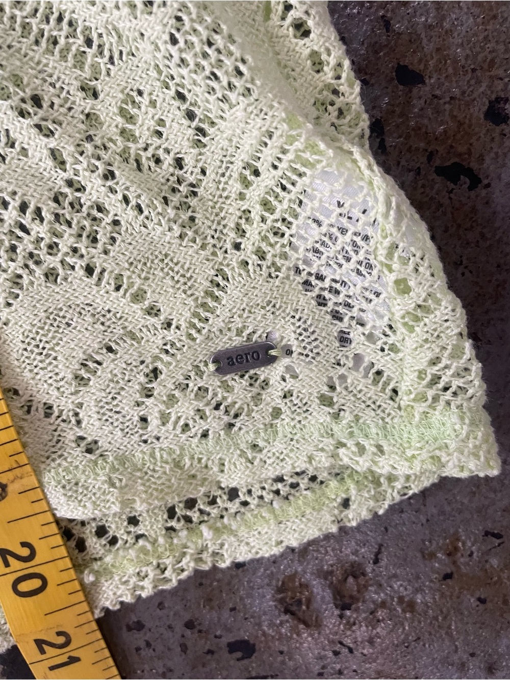 Aeropostale Celery Green Lace/Sheer V-Neck Short Sleeve Top Size XL - Picture 3 of 7